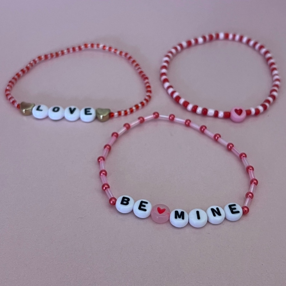 Red and Pink Valentines Day Bracelets Set - Picture 3 of 3